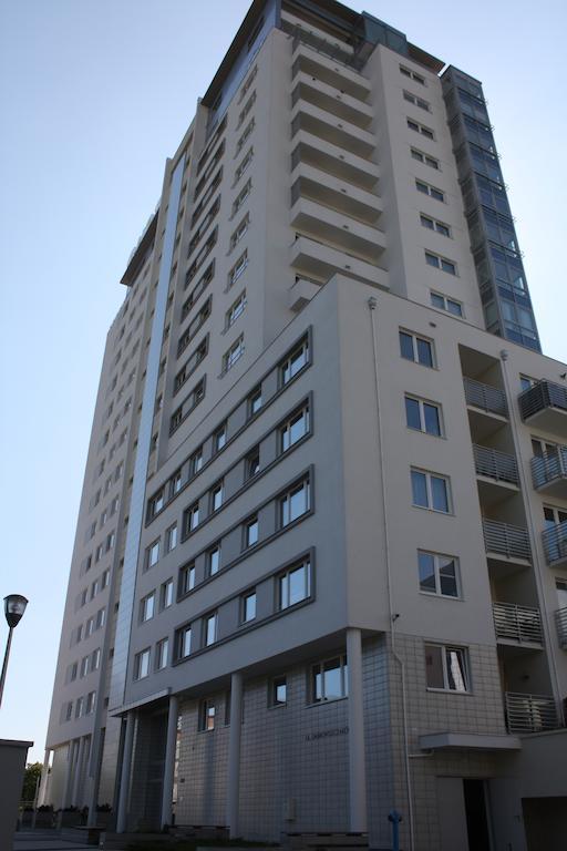 Apartamenty Karawela - Marina Primore Widok Na Morze Danzig Exterior foto